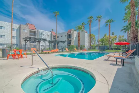 311 S Sunrise Way #331-B10, Palm Springs, CA 92262