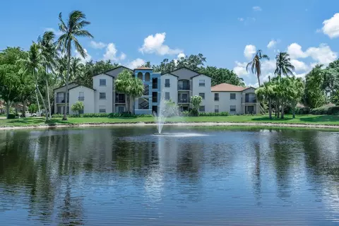 9873 Lawrence Rd #C-203, Boynton Beach, FL 33436