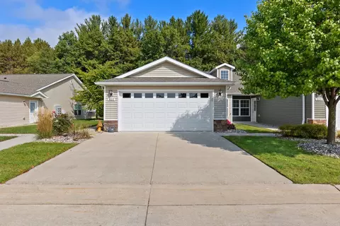 7420 Orion Ct #812G, Midland, MI 48642