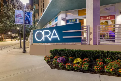 673 NE 3rd Ave #401, Fort Lauderdale, FL 33304