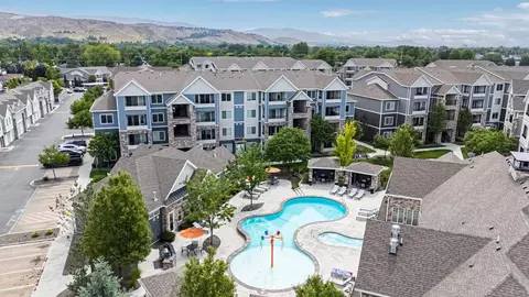 7570 W State St #Y101, Boise, ID 83714