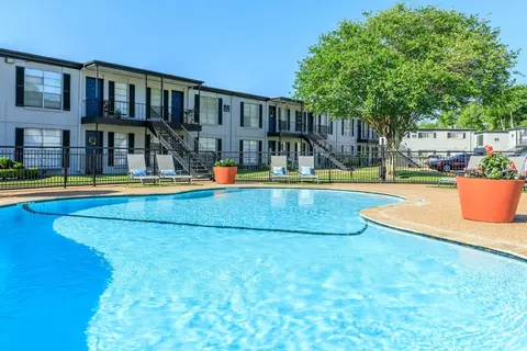 9600 Braes Bayou Dr #3-36, Houston, TX 77074