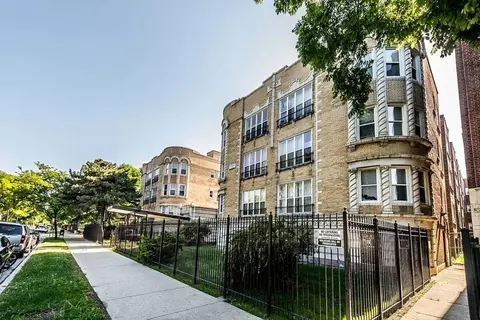 4901 S Drexel Blvd #4901-129, Chicago, IL 60615