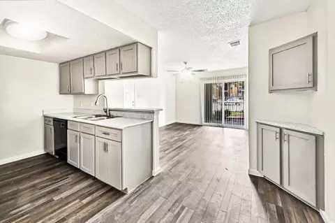 7940 Pipers Creek St #1332, San Antonio, TX 78251