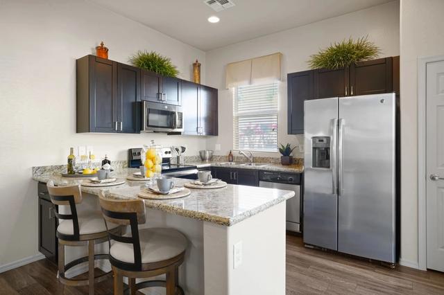 2121 N Grace Blvd #034, Chandler, AZ 85225