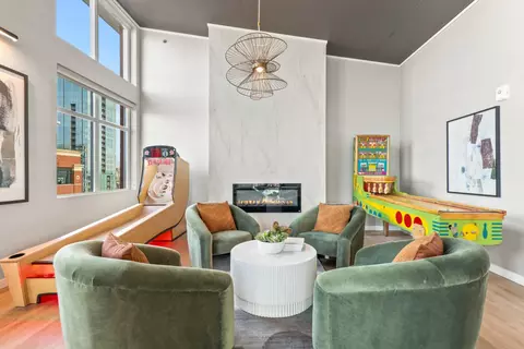 1200 NW Marshall St #0710, Portland, OR 97209