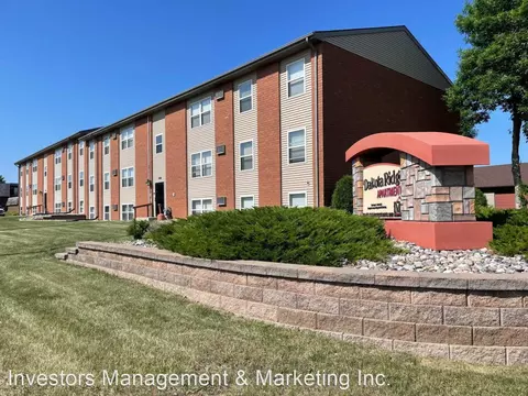 3100 14th St SW #3100 - 19, Minot, ND 58701