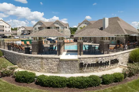1000 Bramblett Xing #1524, O'fallon, MO 63366