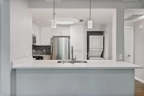 700 Gibson Dr #1414, Roseville, CA 95678