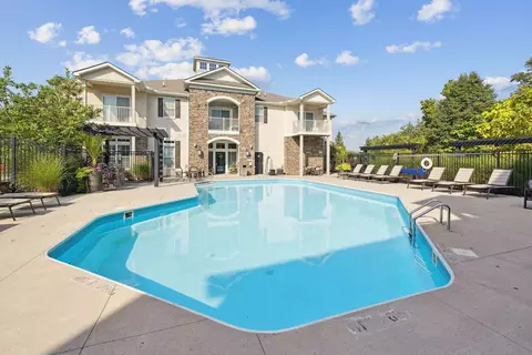 800 Ellington Cir #905FAALC, Gahanna, OH 43230