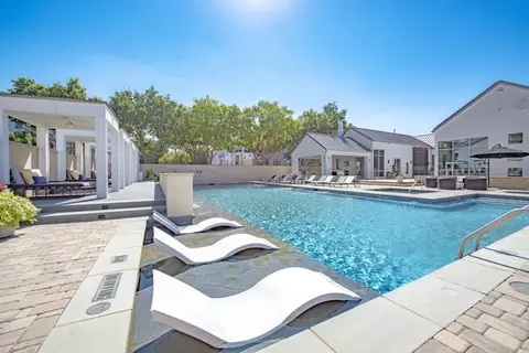 7700 Greenway Blvd #L-305, Dallas, TX 75209