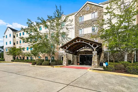 101 Holiday Blvd #110, Covington, LA 70433
