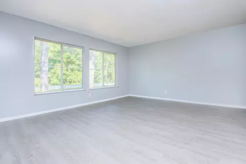 4900 Delano Rd #8J, Atlanta, GA 30349