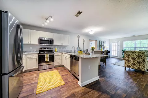 2425 Summerlin Ridge Dr #90201, Winston Salem, NC 27103