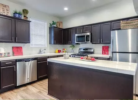 1361 El Camino Real #421, Tustin, CA 92780