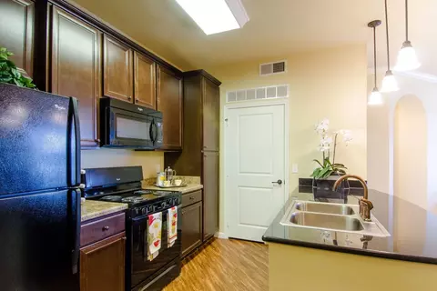 5075 E 52nd St #M217, Odessa, TX 79762
