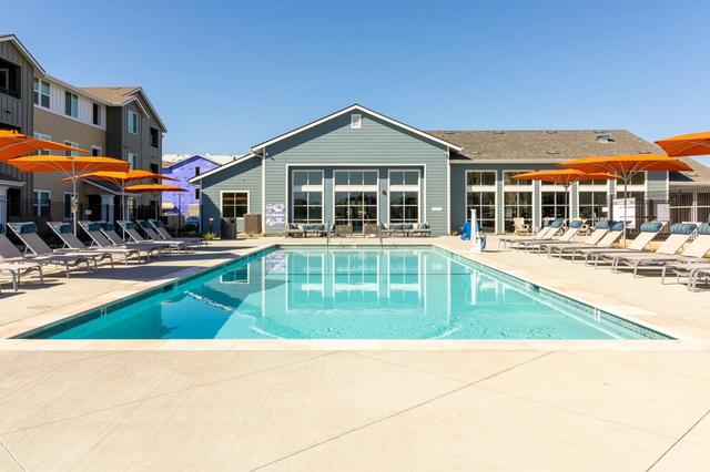 1387 Creston Rd #06-101, Paso Robles, CA 93446