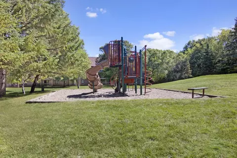 3475 Golfview Dr #1104, Eagan, MN 55123 photo 18
