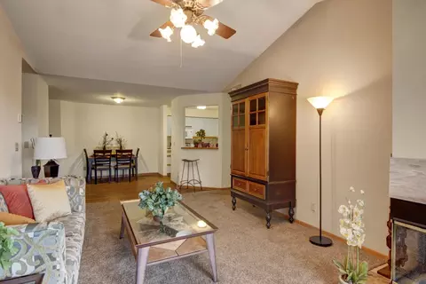 3475 Golfview Dr #1104, Eagan, MN 55123 photo 3