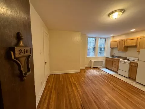 4601 Bayard St #NEW KING EDWARD 210, Pittsburgh, PA 15213