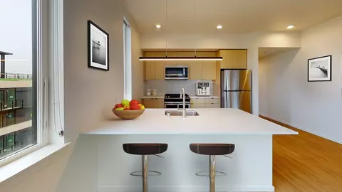 1812 Broadway #620, Seattle, WA 98122