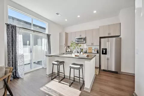 353 Edge View Cir #519, Castle Pines, CO 80108
