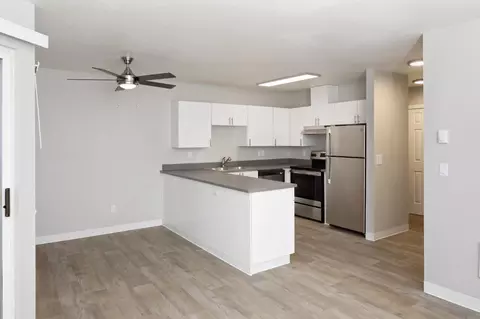1616 NE 16th Way #121, Gresham, OR 97030 photo 3