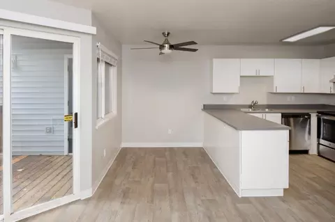 1616 NE 16th Way #121, Gresham, OR 97030 photo 5