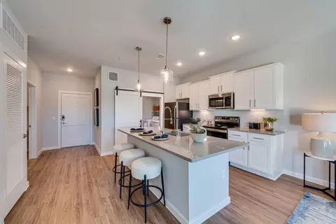 8901 W Fairmont Pkwy #349, La Porte, TX 77571