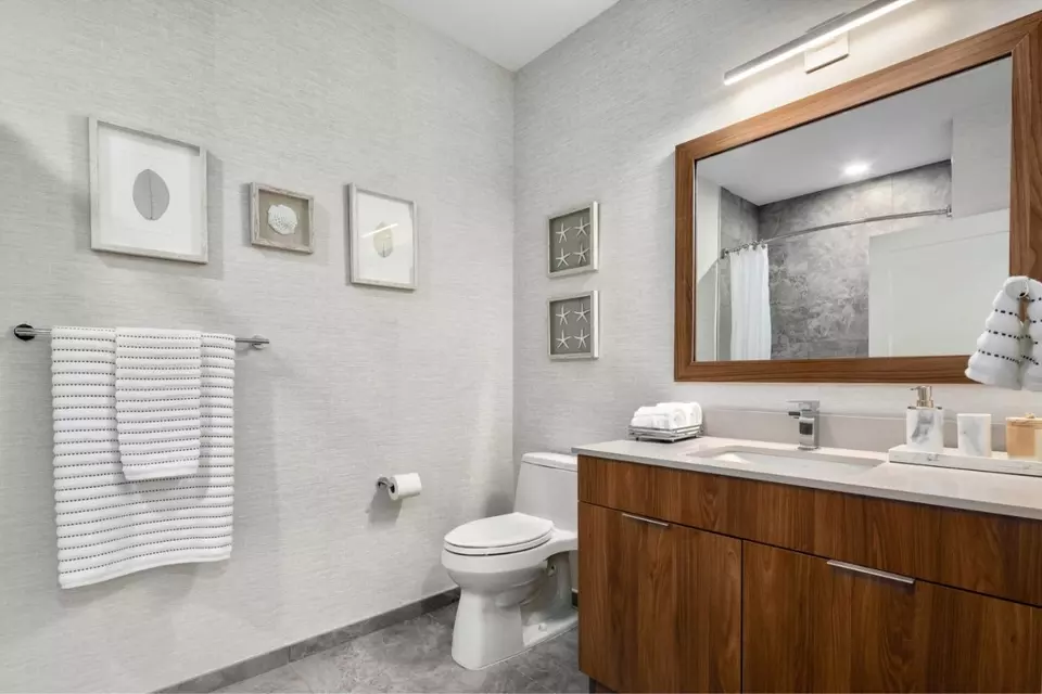  100 Village Sq #245, Glen Cove, NY 11542 photo 6