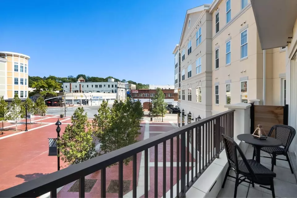  100 Village Sq #245, Glen Cove, NY 11542 photo 4