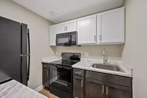 100 Riverboat Row #B28, Newport, KY 41071