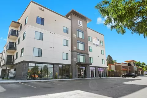 156 S Main St #C-327, Logan, UT 84321