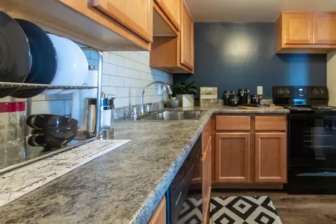 2400 Albemarle Dr #FAW41, Fairfield, OH 45014