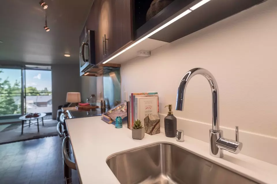  2407 E Union St #302, Seattle, WA 98122 photo 7