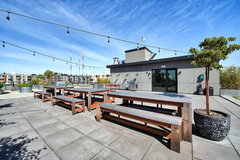  2407 E Union St #302, Seattle, WA 98122 photo 17