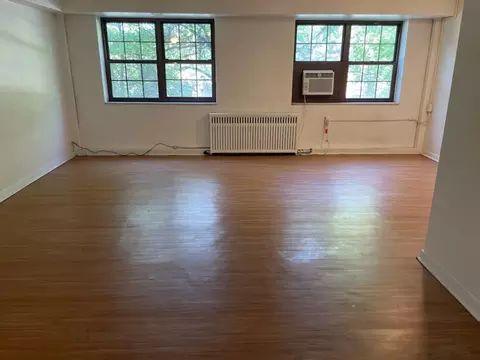 5424 Fifth Ave #108, Pittsburgh, PA 15232