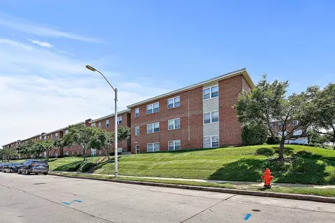 5800 Boston St #2A, Baltimore, MD 21224
