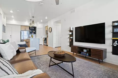 845 S 750 E #B-B405, Orem, UT 84097 photo 12