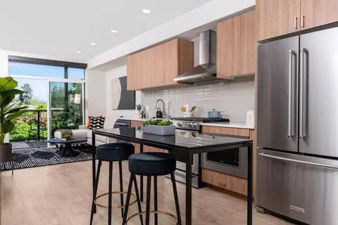 16595 Redmond Way #613, Redmond, WA 98052