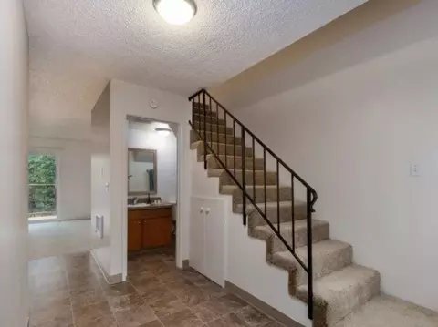 10530 SW Butner Rd #01-51009, Portland, OR 97225