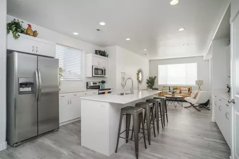 1684 W 1960 S #048, West Haven, UT 84401