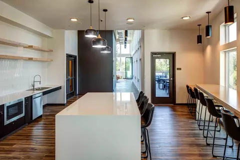 3230 Kinsrow Ave, Eugene, OR 97401 photo 11