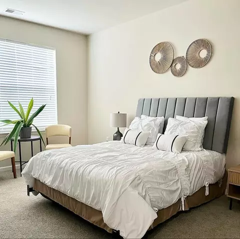1101 Klimek Pl #2210, South Amboy, NJ 08879