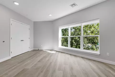 57 Mill St #102, Woburn, MA 01801