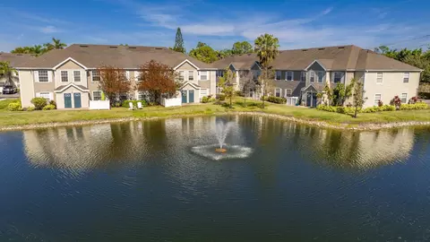 105 Manor Blvd #265-2112, Naples, FL 34104