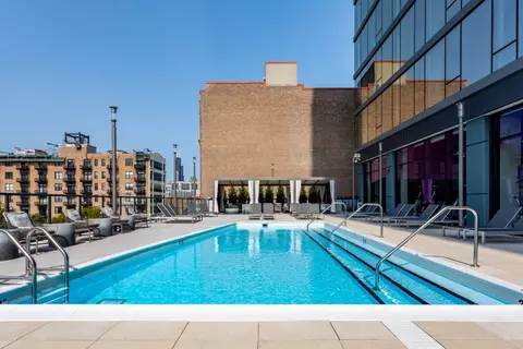 2111 S Wabash Ave #1604, Chicago, IL 60616