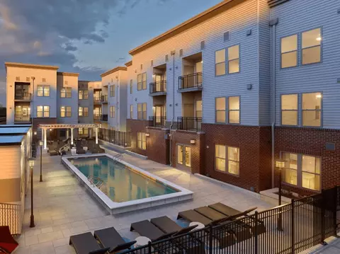 335 E King St #425A, Malvern, PA 19355