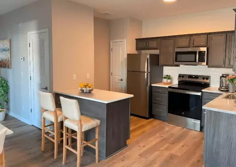 8308 Watterson Trl #8303-204, Louisville, KY 40299