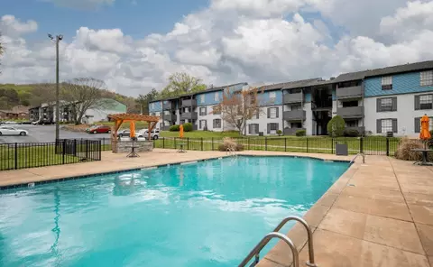 701 Crest Valley Way #212-306, Birmingham, AL 35212